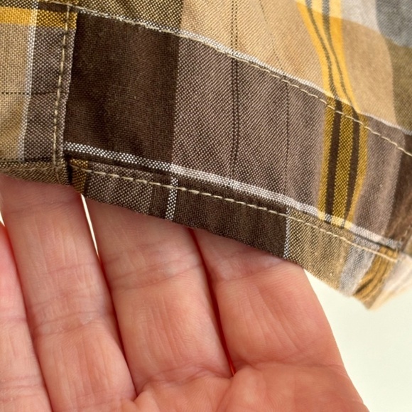 Billabong plaid shorts browns and yellow size 38 - Picture 5 of 16